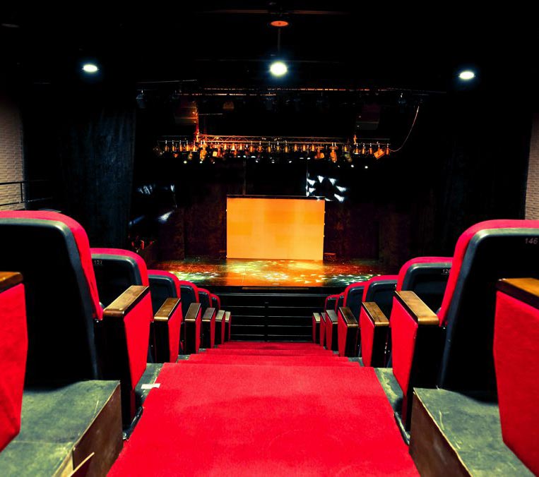 Top five places we recommend for that memorably "I was in Lagos" shot. 7 Terra Kulture 4