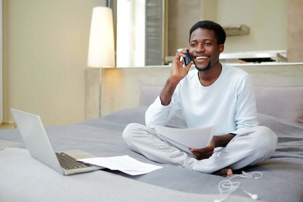 La mezcla asombrosa: Viajeros de negocios y espacios de trabajo en hoteles 3 viajeros corporativos, viajeros de ocio, espacios de trabajo de hoteles, millennials, generación z, millennials versus generación z, millenials vs generación z,