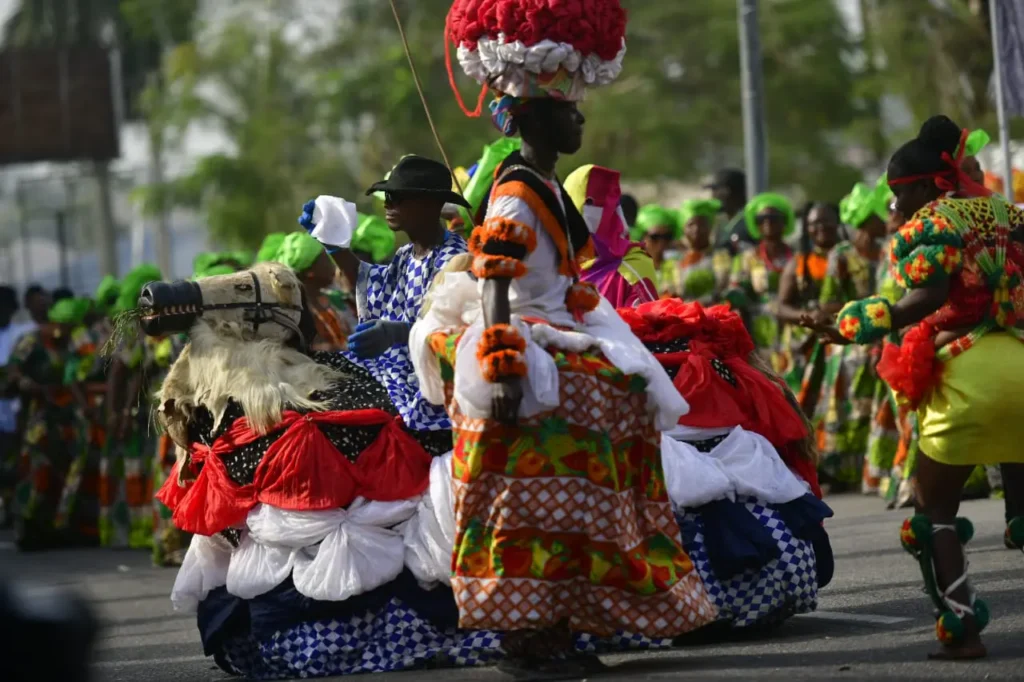 Cultural Tourism: Promoting Nigeria's Rich Heritage and Traditions 8 Turismo cultural, Turismo cultural en Nigeria, destinos culturales, ciudad de Kano, ciudad de Benin
