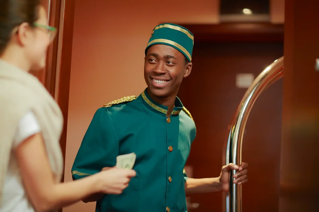 Unlocking Success: 5 Key Benefits of Hospitality Industry Training for Exceptional Service and Being Irresistible in 2025 4 horar da masana'antu baƙaƙe - riba, horon baƙi, saka hannun jari, otal ɗin alkama, ikoyi lagos