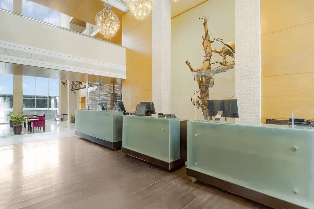 Scoprite i cinque migliori hotel a 5 stelle della Nigeria per un soggiorno indimenticabile 5 il miglior hotel di lagos in nigeria - radisson blu hotel, the wheatbaker, lusso e comfort, viaggiatori esigenti
